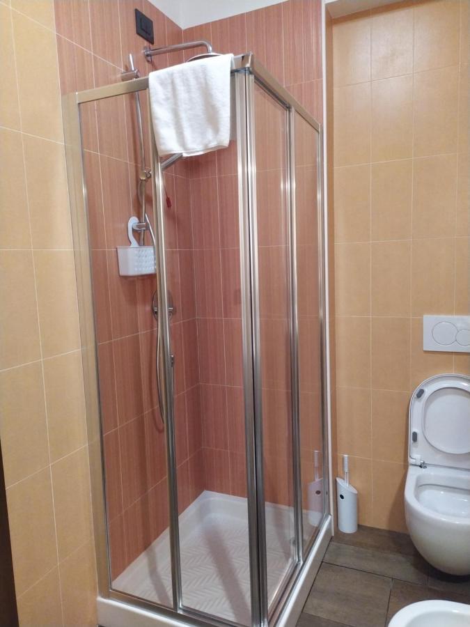 B&B Il Ghiro Рокказаро Экстерьер фото
