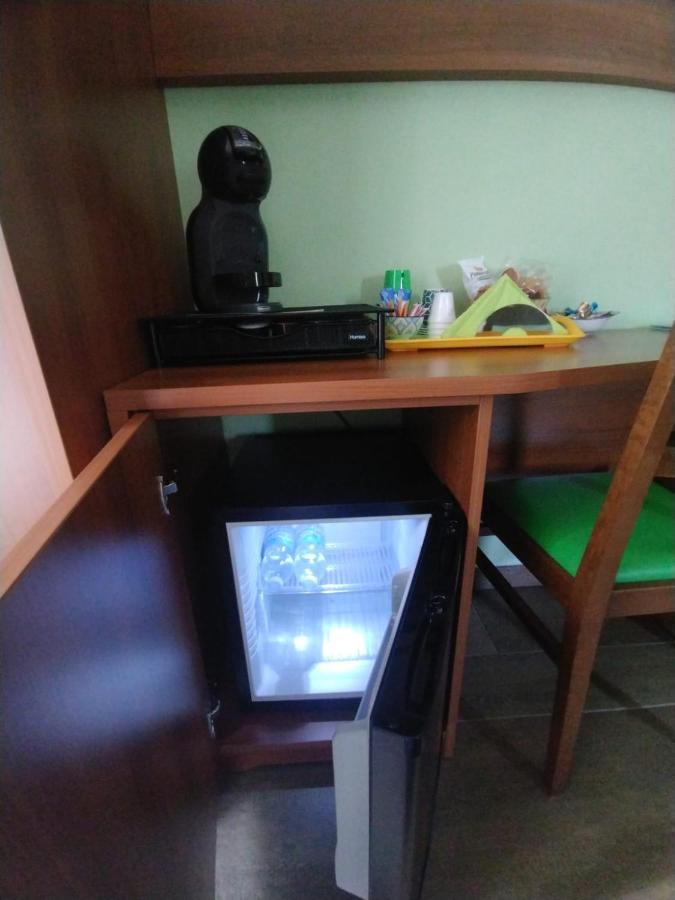 B&B Il Ghiro Рокказаро Экстерьер фото
